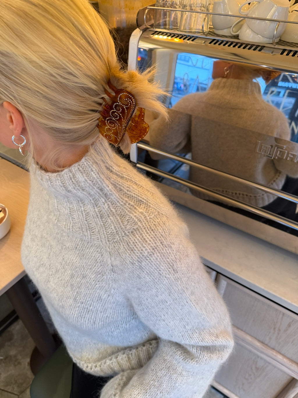 Pre-sale: Rue Sweater
