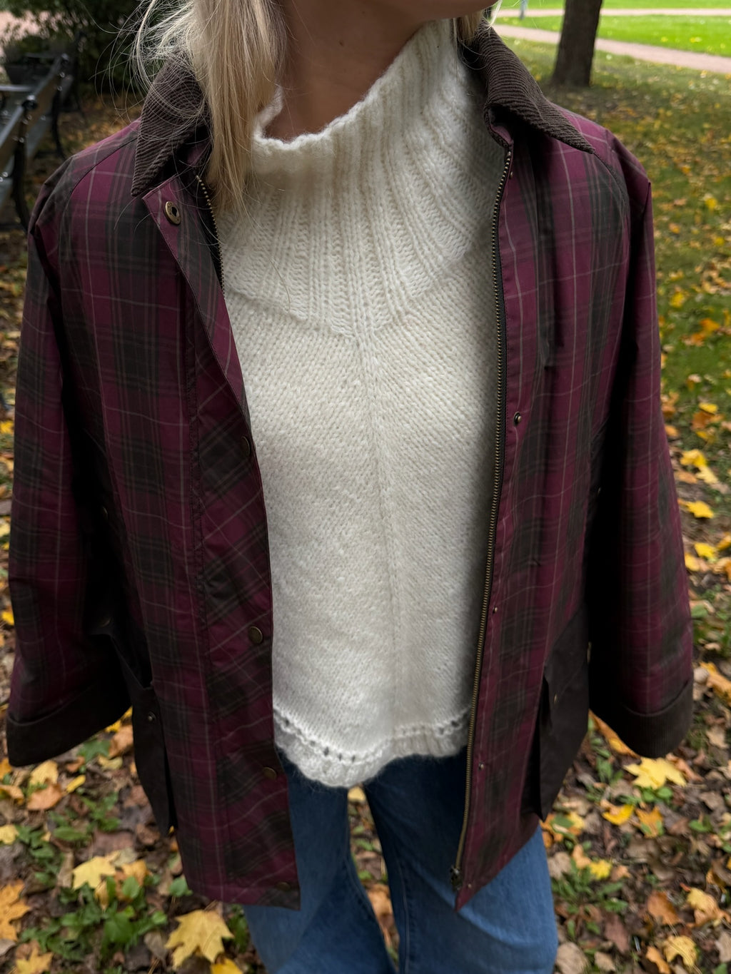 Rue Poncho - Pre-sale