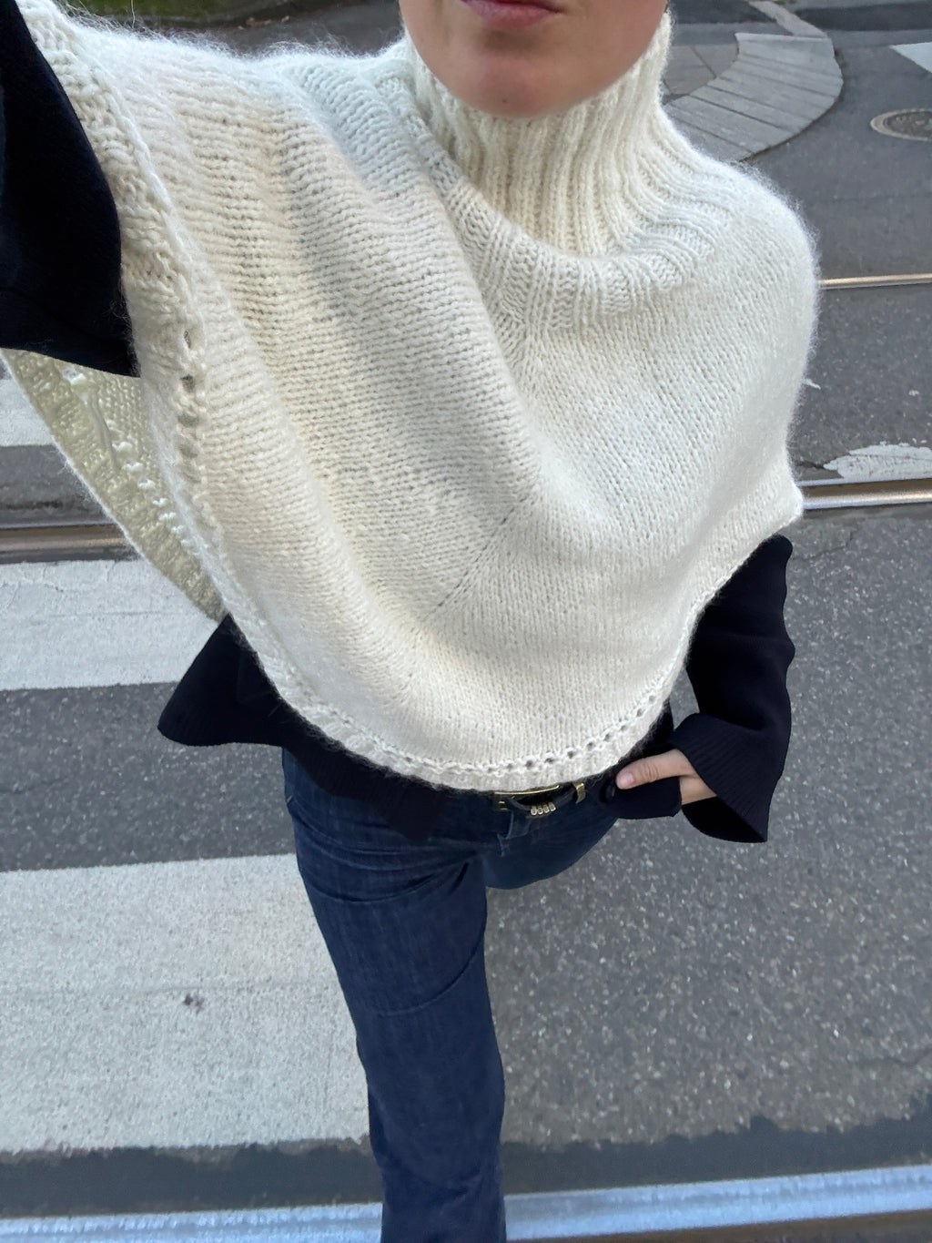 Rue Poncho - Pre-sale