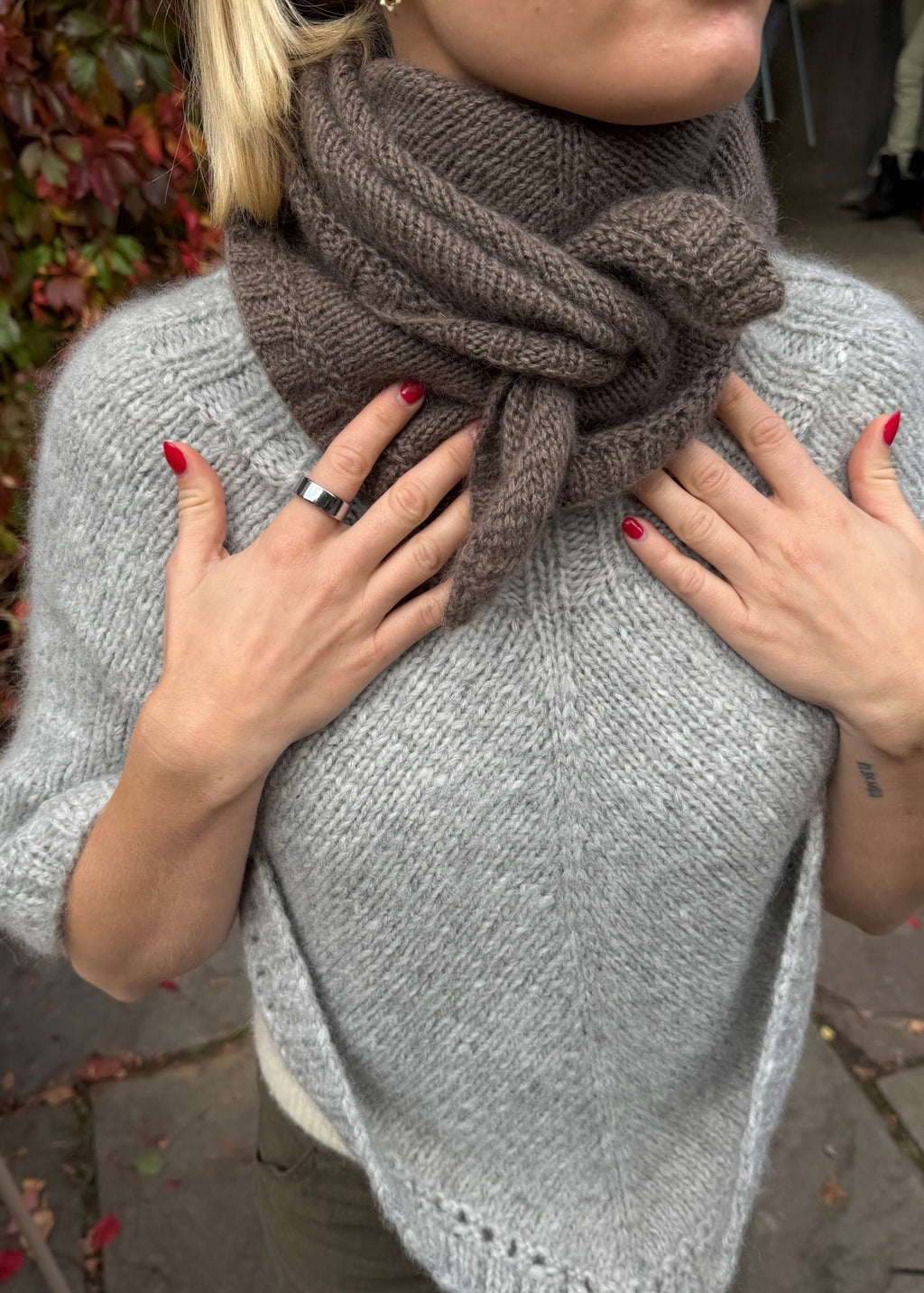 Pre-sale: Rue Scarf