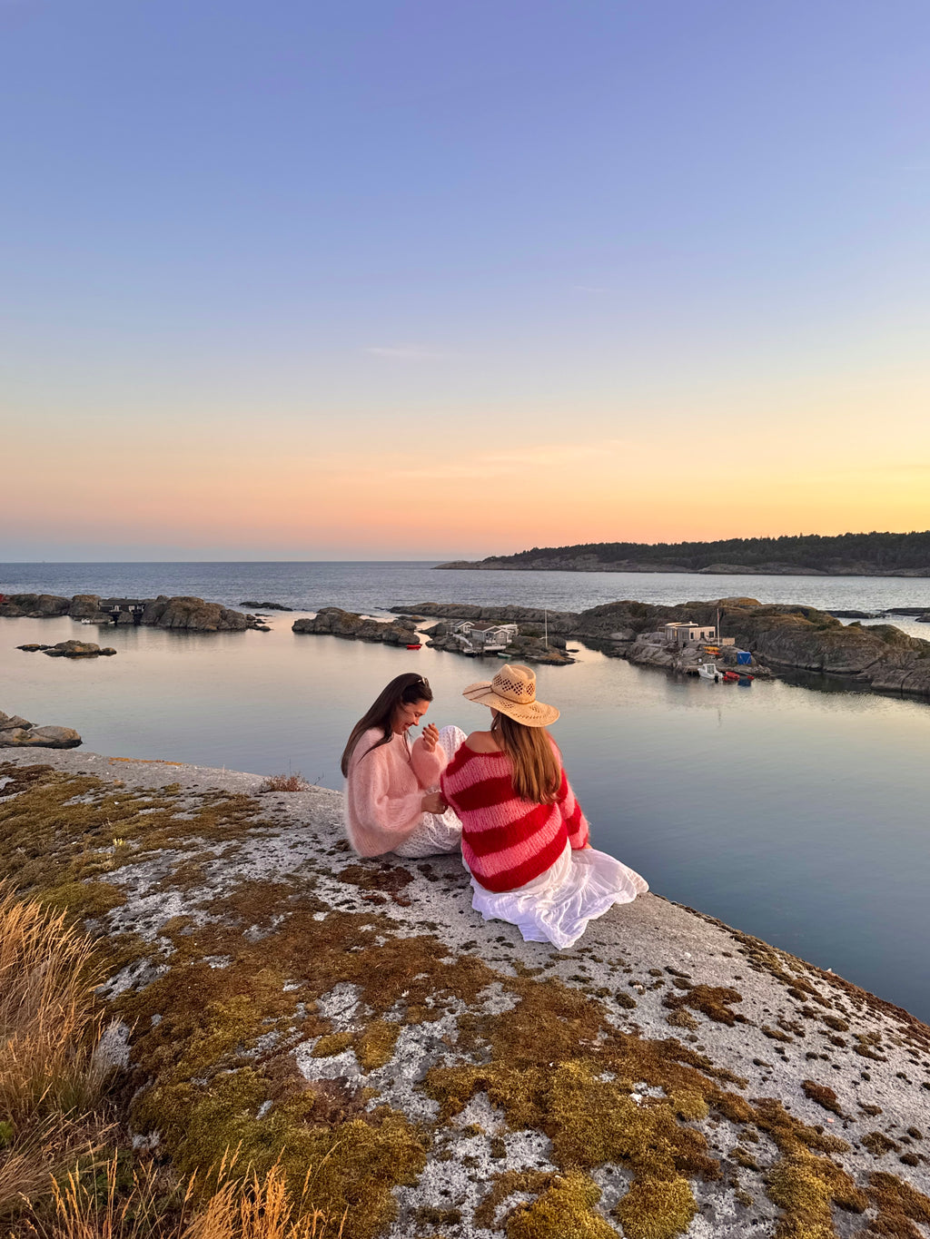 Scandi Sweater - knitting kit (pink & red)
