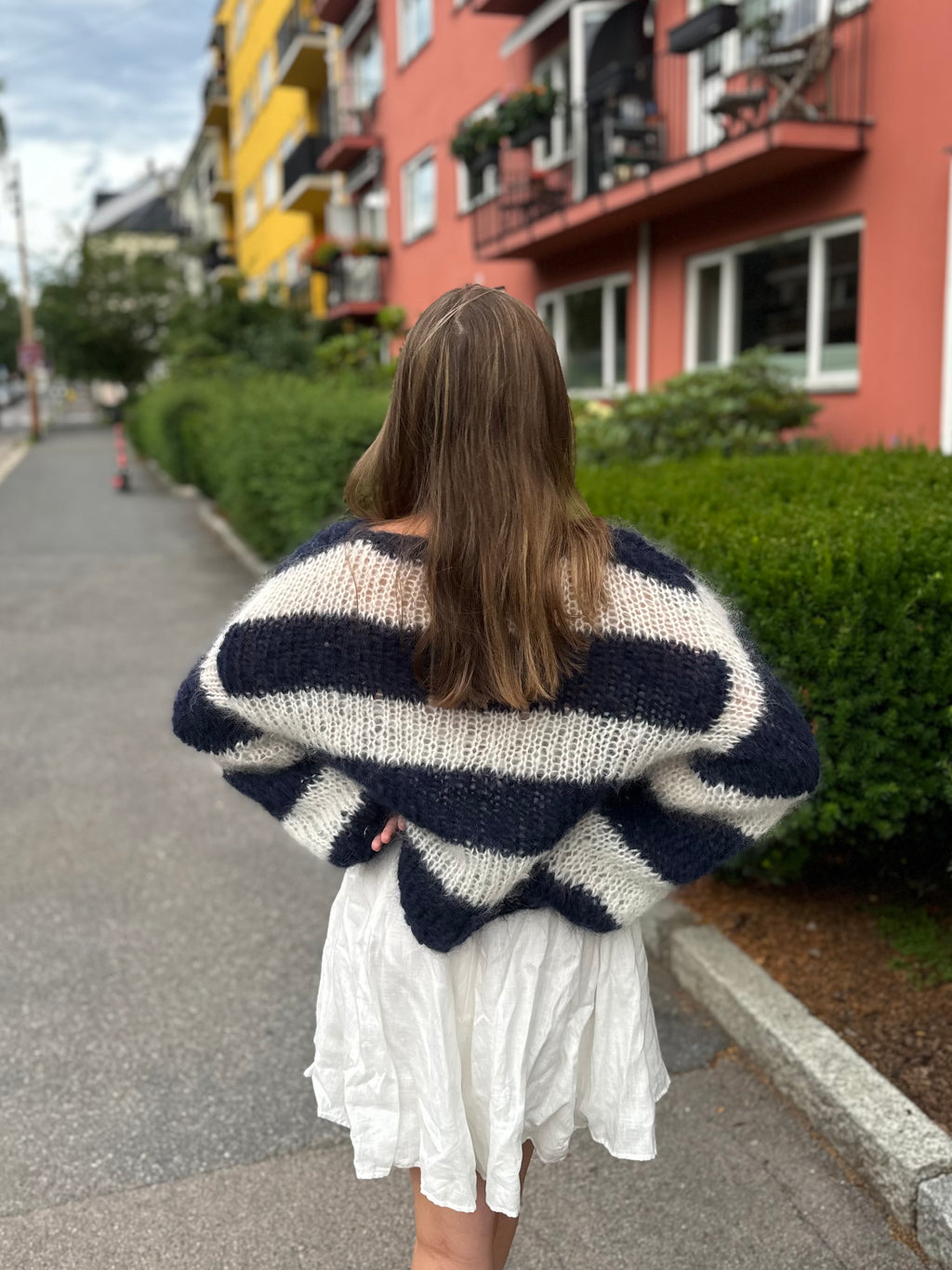 Scandi Sweater (navy & white)