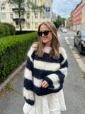 Scandi Sweater (navy & white)