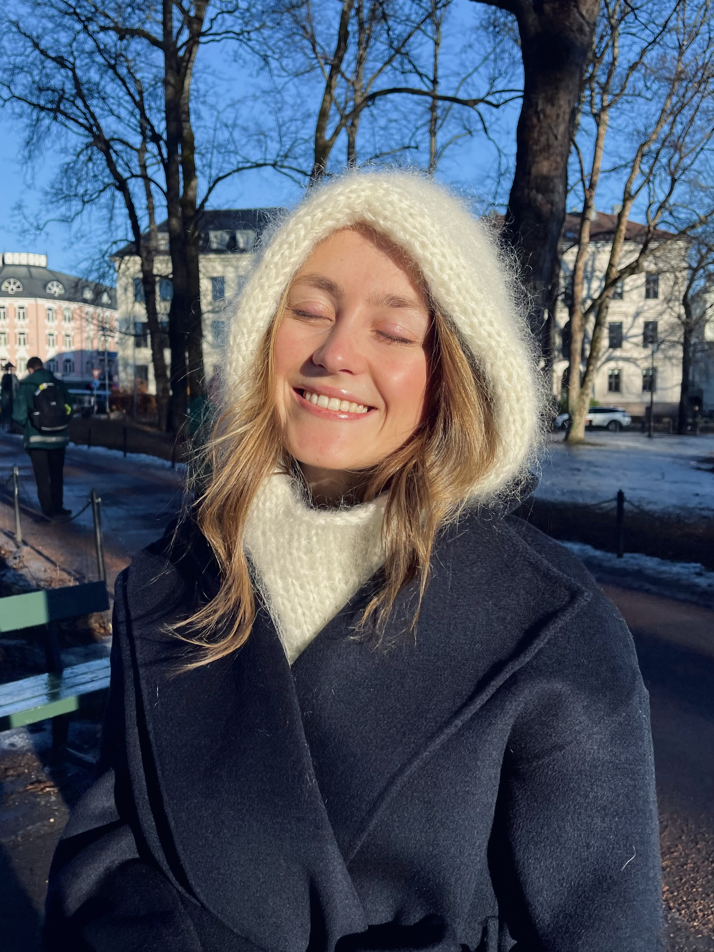 Fluffy Balaclava - Knitting Kit