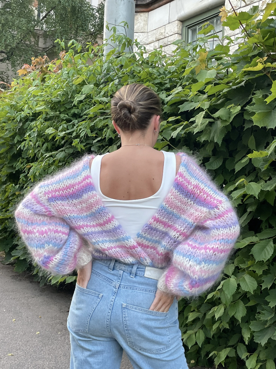 Colorfluff Cardigan TikTok Edition – Klin Cocos